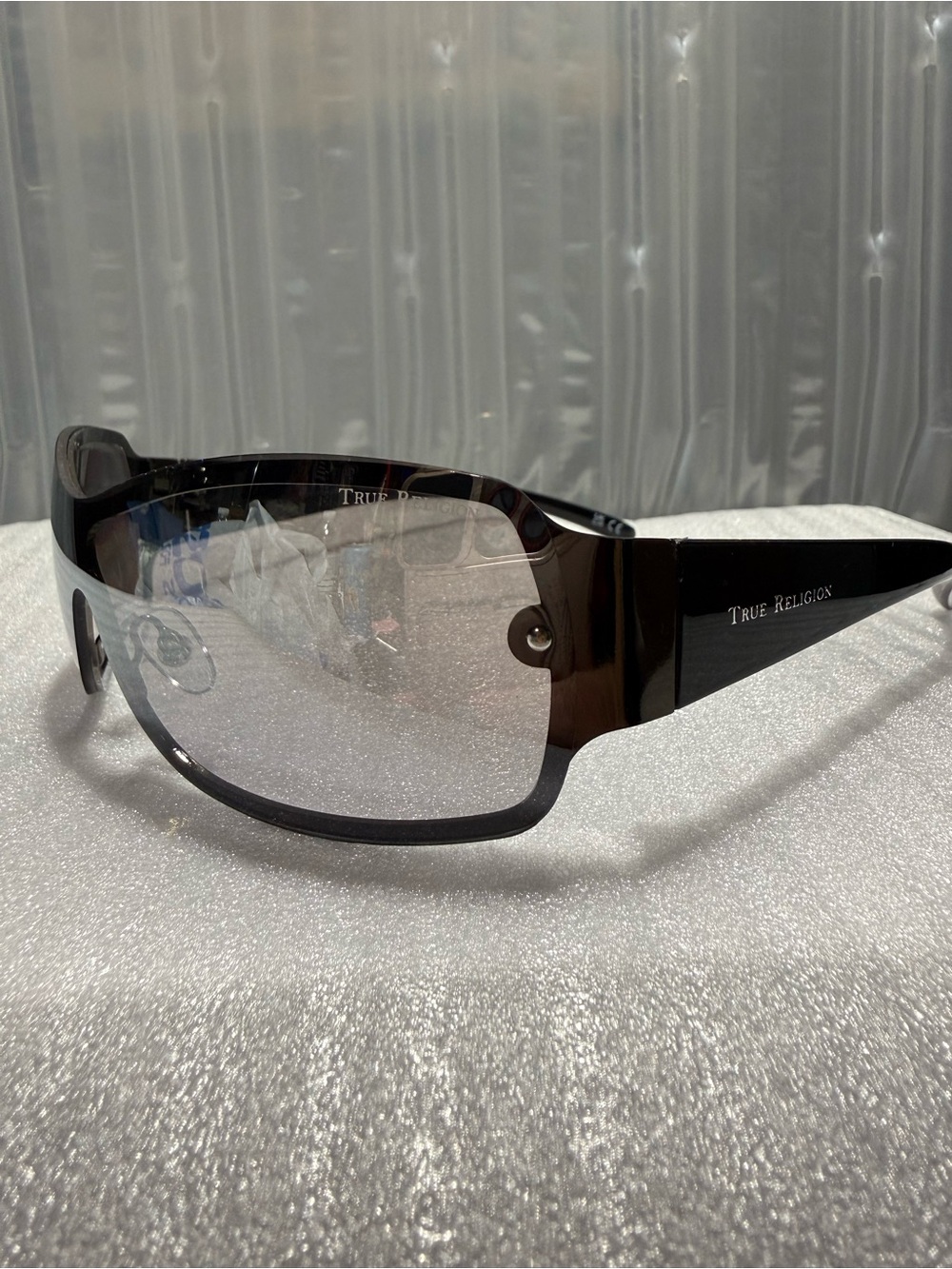 Unisex-True Religion Black Sleek Shield Sunglasses TR26726 BLK Y2K Wrap-NWT